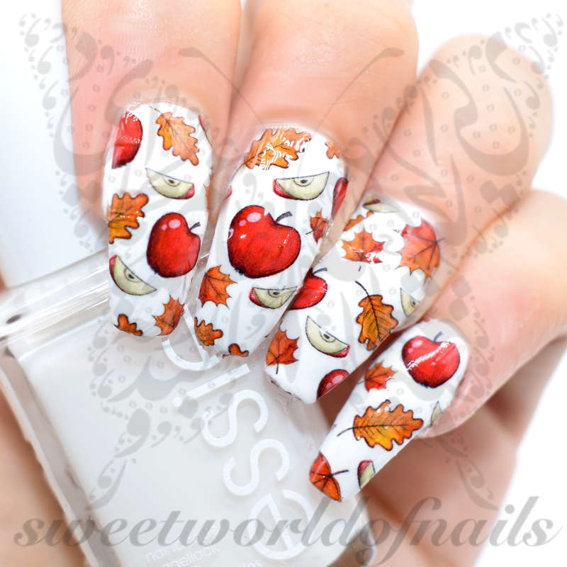 Autumn Nail Art Leaves and Apples Water Full Wraps