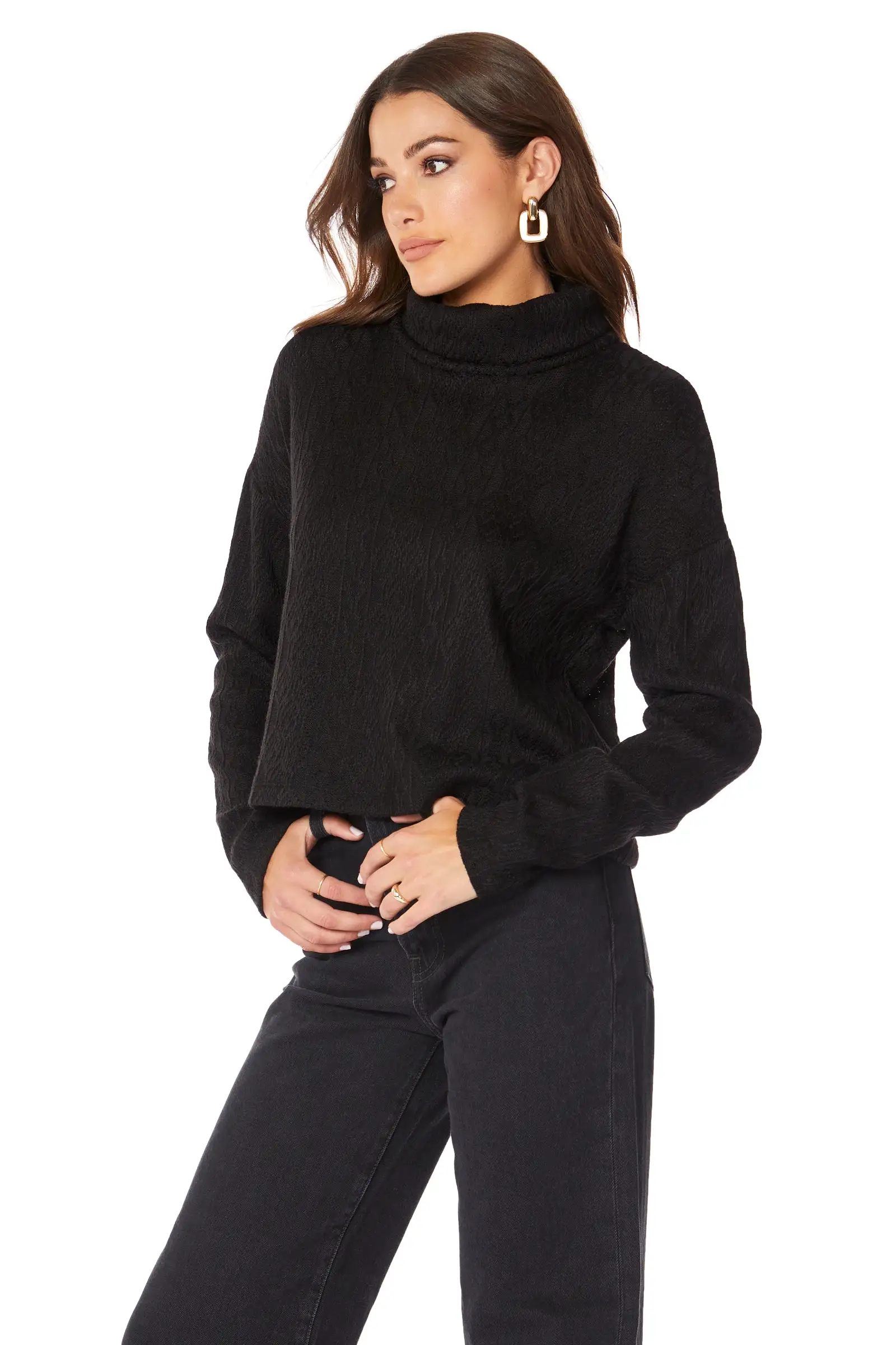 BOXY TURTLENECK