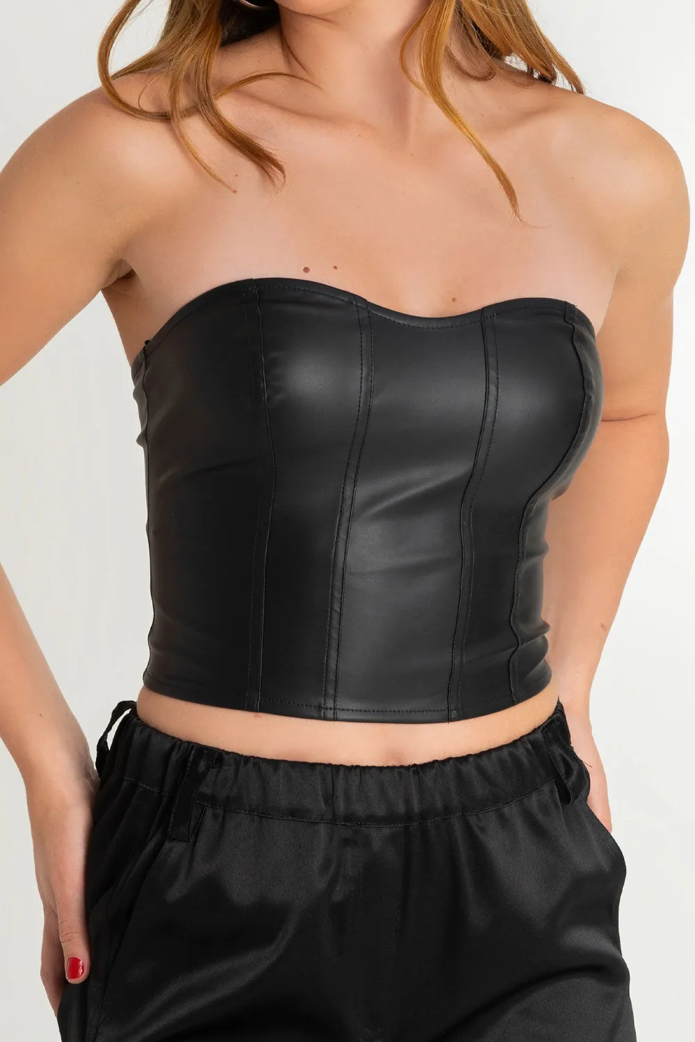 Corset de efecto piel con escote corazón