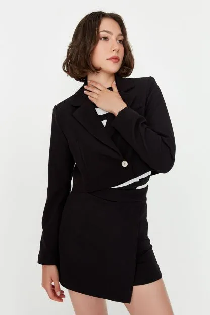 Cropped Lapel Front Single Breasted Blazer