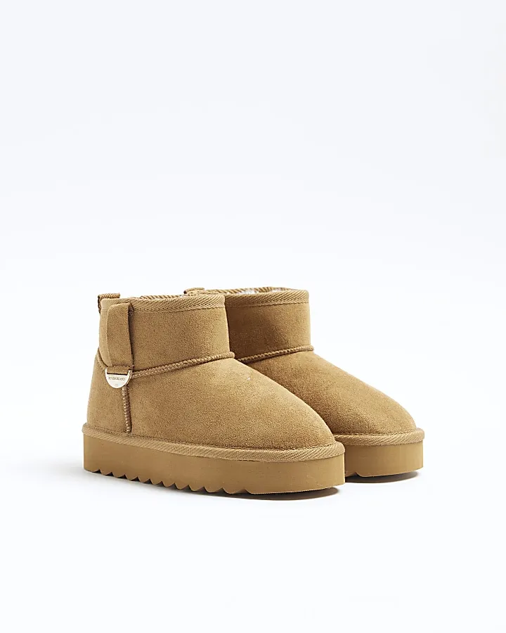 Girls beige suedette boots