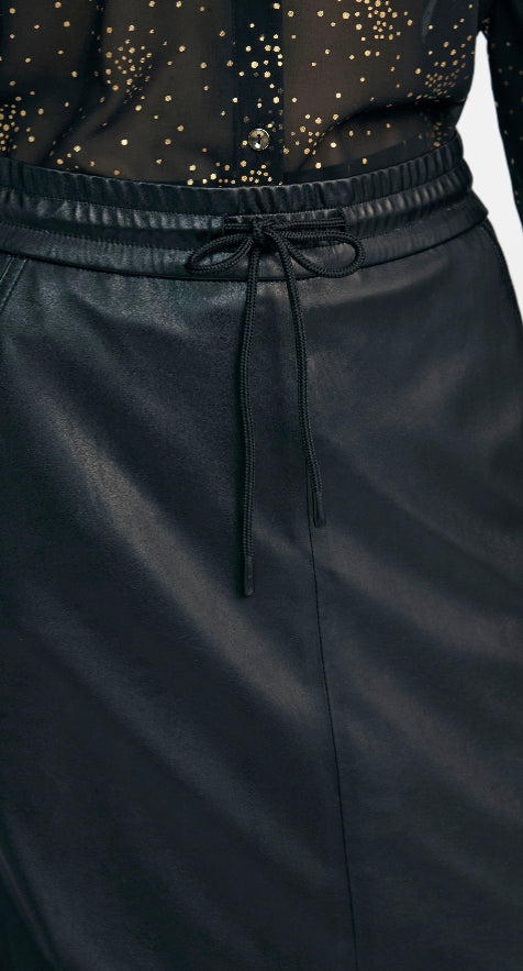 Holly Black Leather look skirt