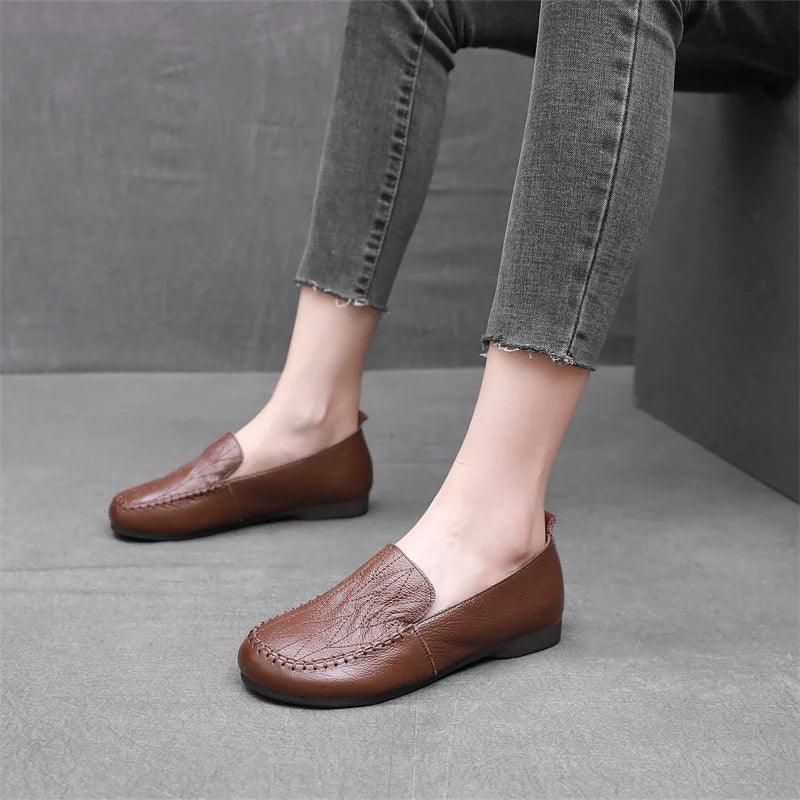 LCS2285 Women's Casual Shoes - Leather Soft Loafers