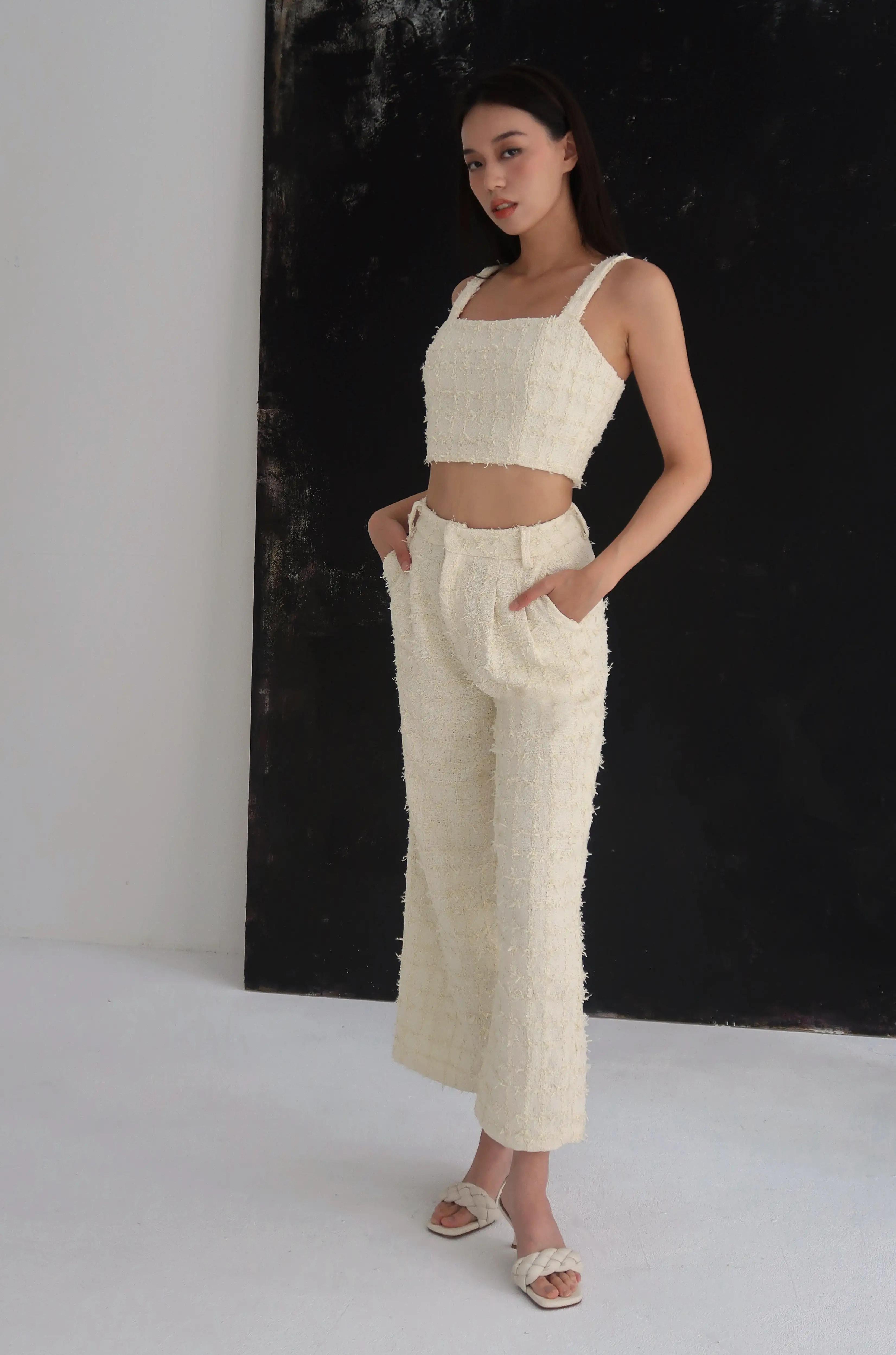 Old money wide leg pants in white