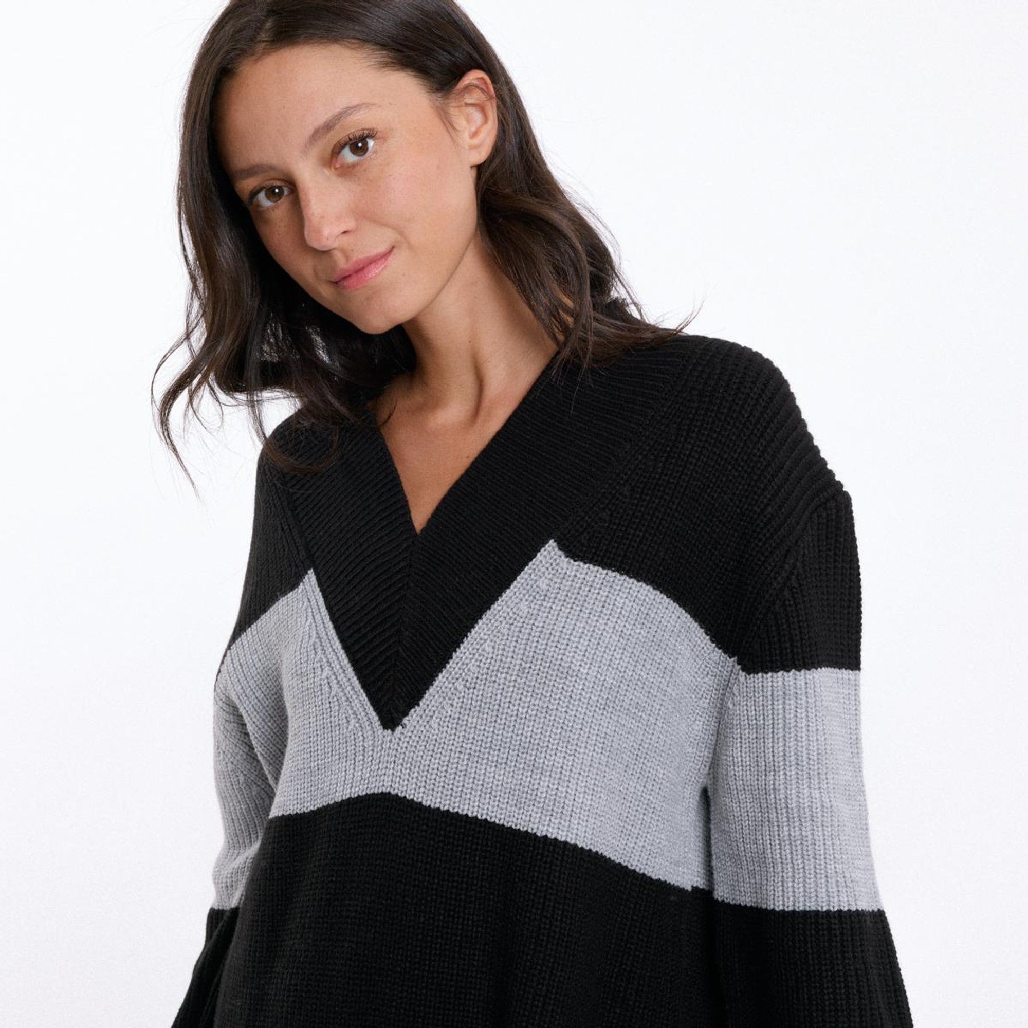 Sweewe V Sweater Dress