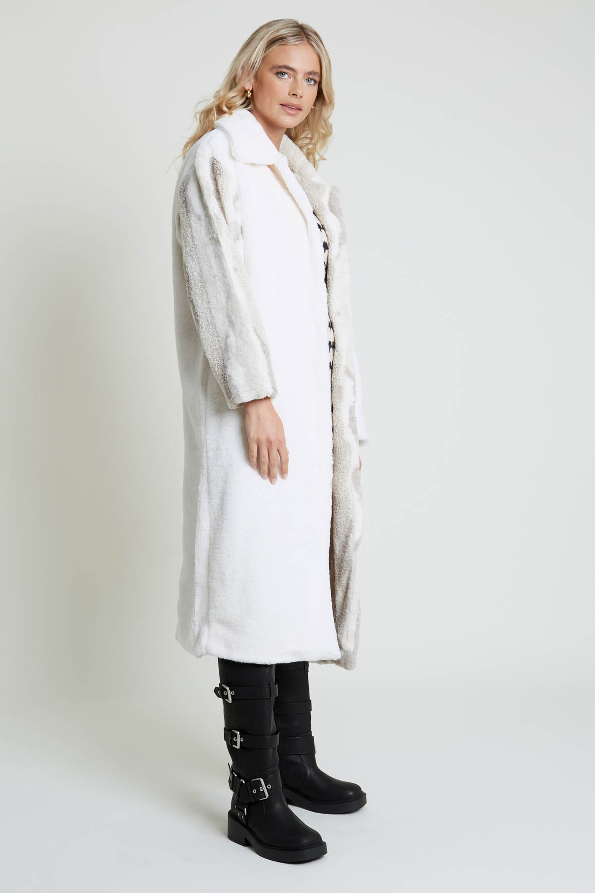 TETIA LONGLINE COAT IN MIXED SHERPA AND FAUX FUR