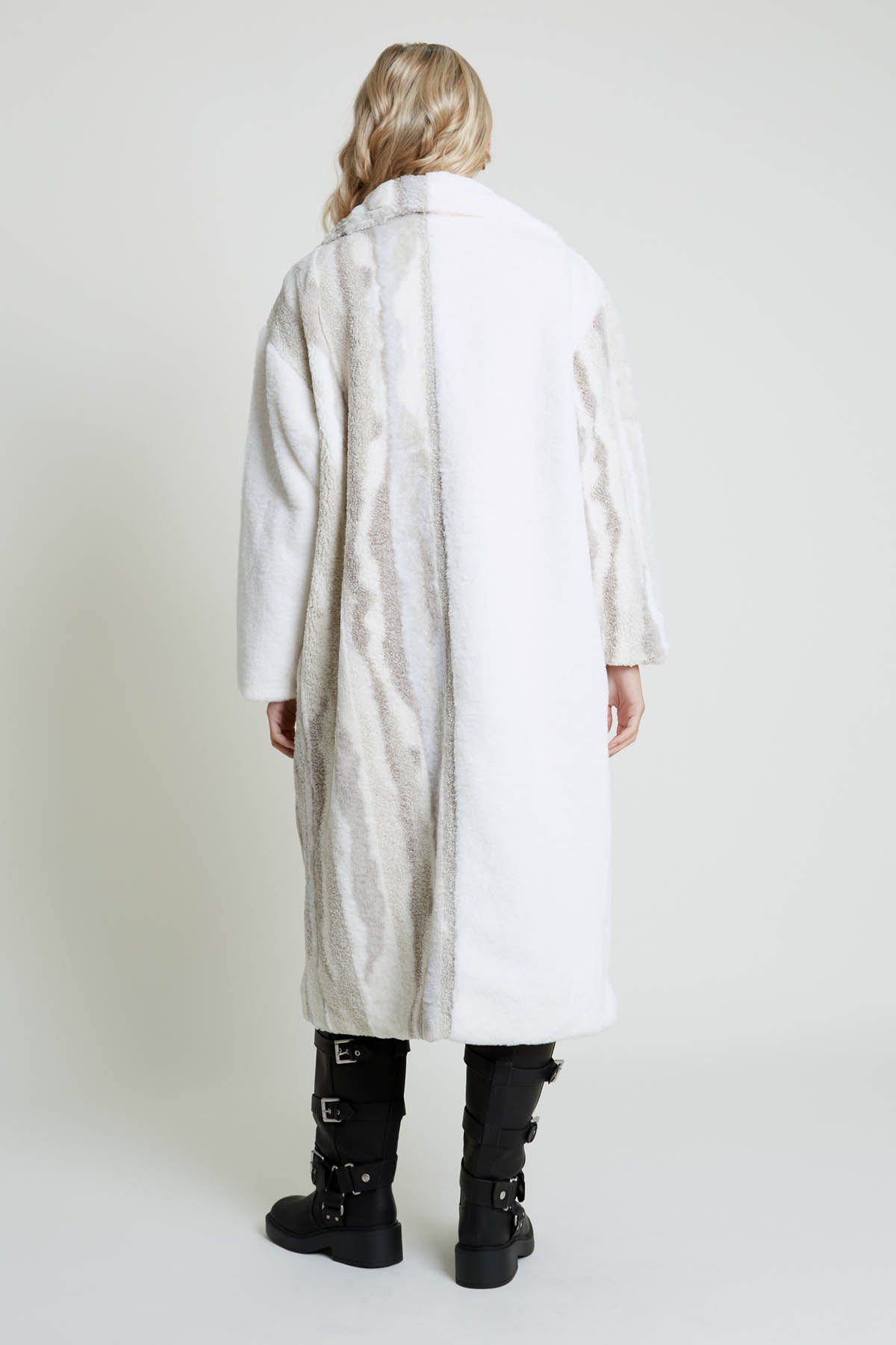 TETIA LONGLINE COAT IN MIXED SHERPA AND FAUX FUR