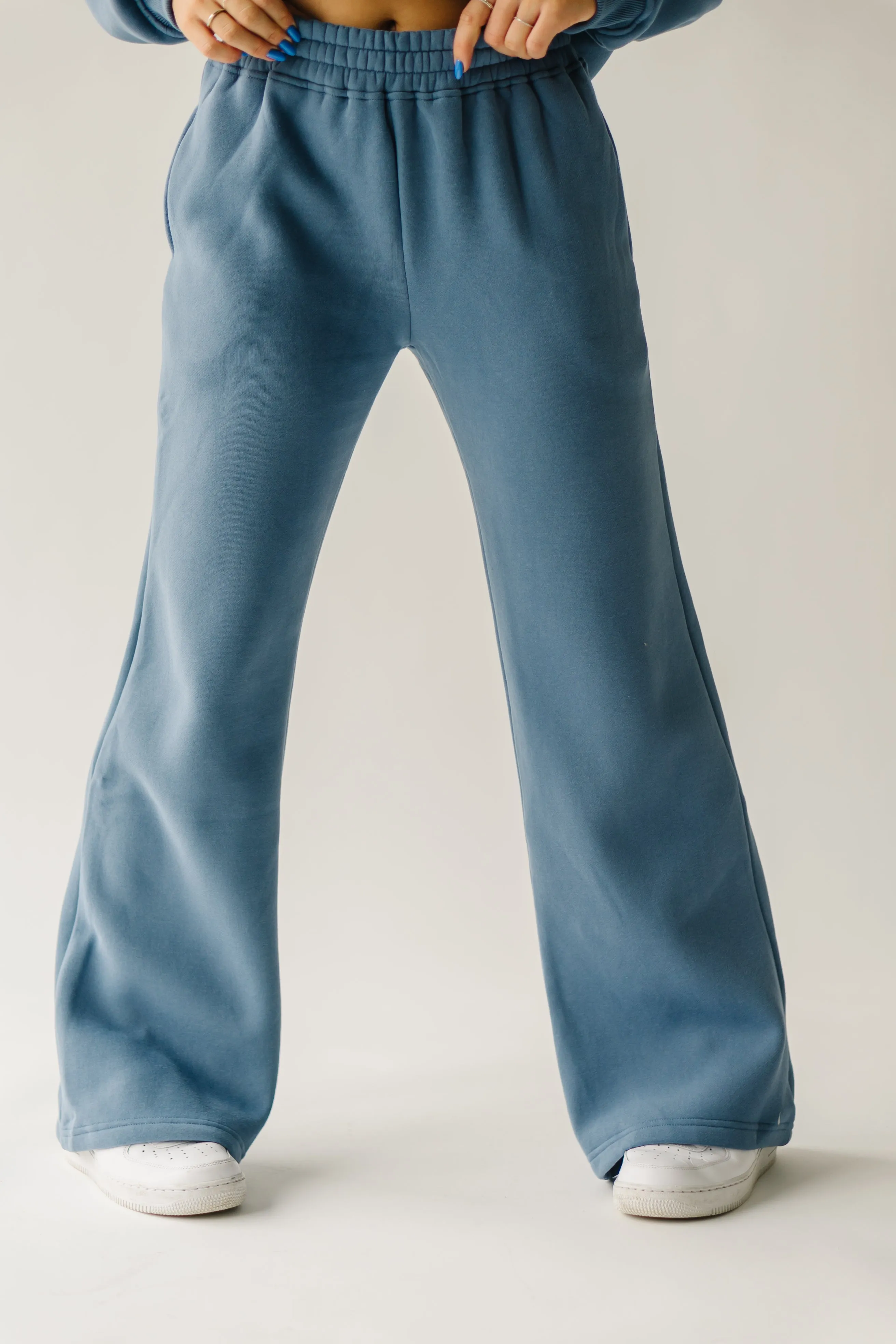 The Brower Relaxed Sweatpant in Vintage Blue