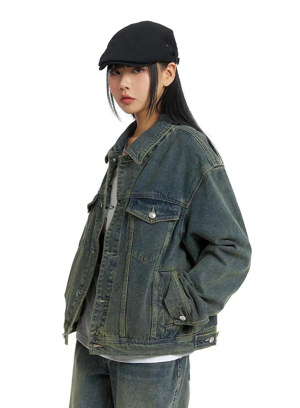 Vintage Denim Jacket (UNISEX) CM407